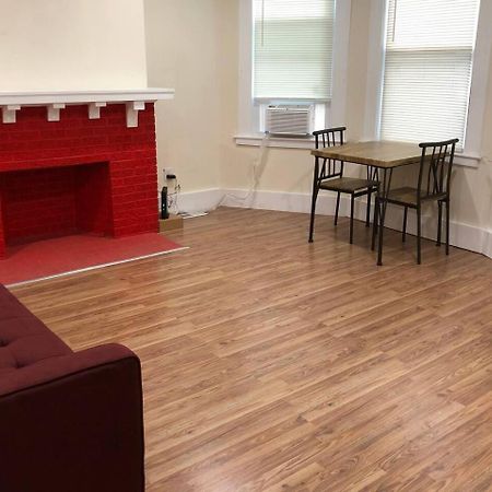 Spacious And Private Apartment With 3 Bedrooms And 1 Bathroom Near Newark International Airport Ewr And New York City Εξωτερικό φωτογραφία